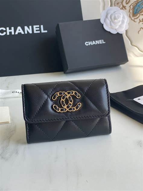 red chanel card holder|chanel 19 flap card holder.